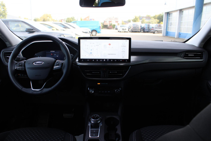 Ford Kuga 2.5 PHEV Titanium 243pk | Winterpack | Afneembare Trekhaak | 2.100kg Trekgewicht | Achteruitrijcamera