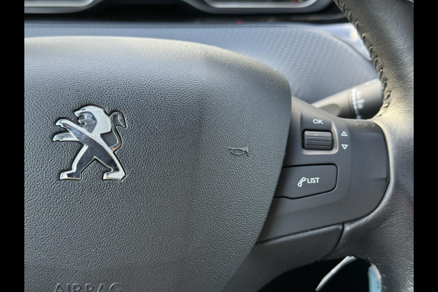 Peugeot 2008 1.2 PureTech Blue Lion 110pk,2e Eigenaar,Airco,Cruise,PDC,Trekhaak,Dealer Onderhouden,APK tot 02-2026
