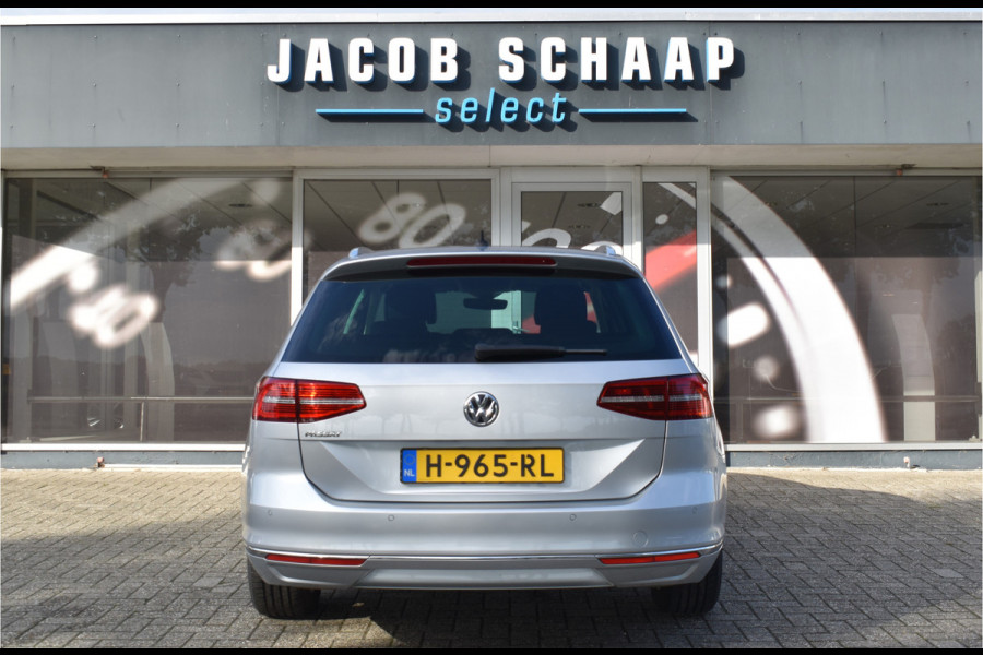Volkswagen Passat Variant 1.4 TSI Highline Business R Automaat / Navigatie / Camera / 17" LM / Carplay / Clima / Stoelverw.