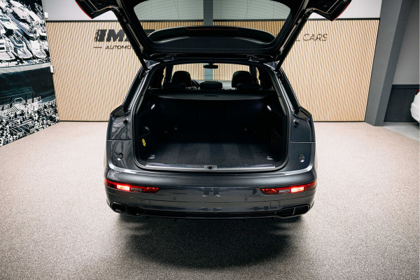 Audi Q5 55 TFSI e quattro Competition Goed uitgevoerde Q5 RS interieur, Daytona grey