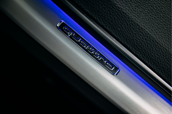 Audi Q5 55 TFSI e quattro Competition Goed uitgevoerde Q5 RS interieur, Daytona grey