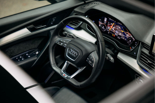 Audi Q5 55 TFSI e quattro Competition Goed uitgevoerde Q5 RS interieur, Daytona grey