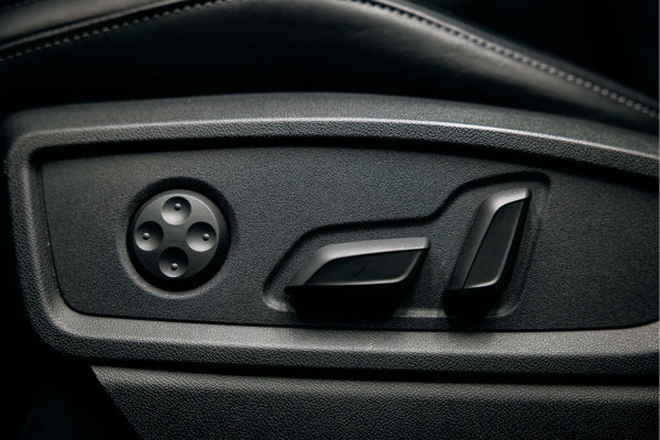 Audi Q5 55 TFSI e quattro Competition Goed uitgevoerde Q5 RS interieur, Daytona grey