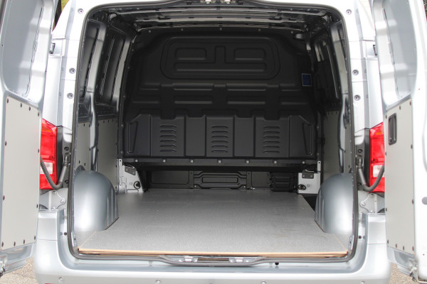 Mercedes-Benz Vito 116 CDI / Automaat / Lang / Edition / Led / Leer / Camera / Vol Opties / NIEUW!!