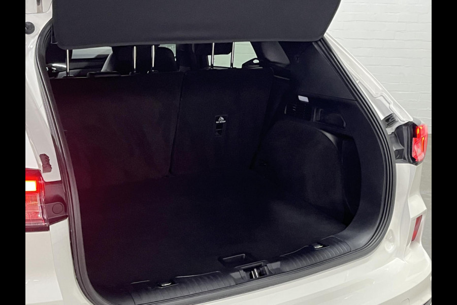 Ford Kuga 1.5 EcoBoost ST-Line X *1800 kg Trekgewicht | Trekhaak | Adapt. cruise | B&O | Stoel-/Stuur verwarming | Carplay