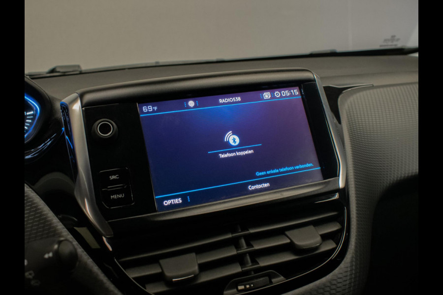 Peugeot 2008 1.2 PureTech Allure (CARPLAY,NAVI,LED,CRUISE,CLIMATE,SPORTSTOELEN,GETINT,BLUETOOTH,NETTESTAAT)