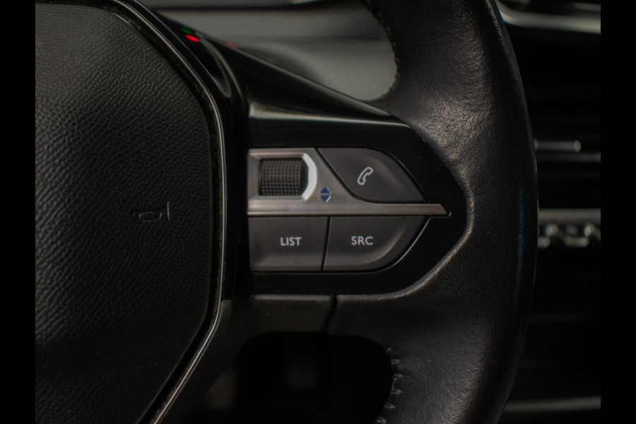 Peugeot 208 1.2 PureTech Blue Lease Active Sport (APPLE CARPLAY,NAVI,CRUISE,CLIMATE,PDC,LED,SPORTSTOELEN,NETTE STAAT)
