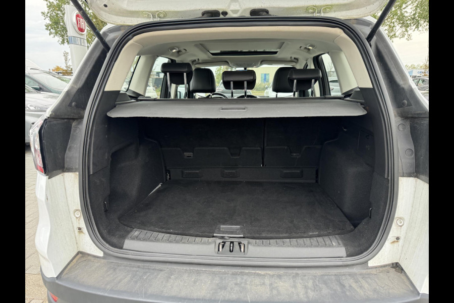 Ford Kuga 1.5 EcoBoost Titanium 182pk | Trekhaak | Winterpack | Panoramadak