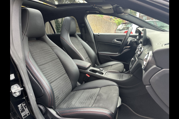 Mercedes-Benz CLA-Klasse Shooting Brake 180 Prestige AMG STYLING / NIGHT-PAKKET / PANO / STOELVERWARMING
