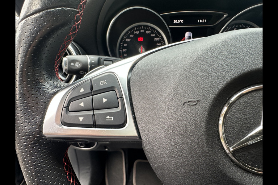 Mercedes-Benz CLA-Klasse Shooting Brake 180 Prestige AMG STYLING / NIGHT-PAKKET / PANO / STOELVERWARMING
