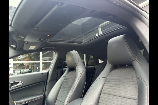 Mercedes-Benz CLA-Klasse Shooting Brake 180 Prestige AMG STYLING / NIGHT-PAKKET / PANO / STOELVERWARMING