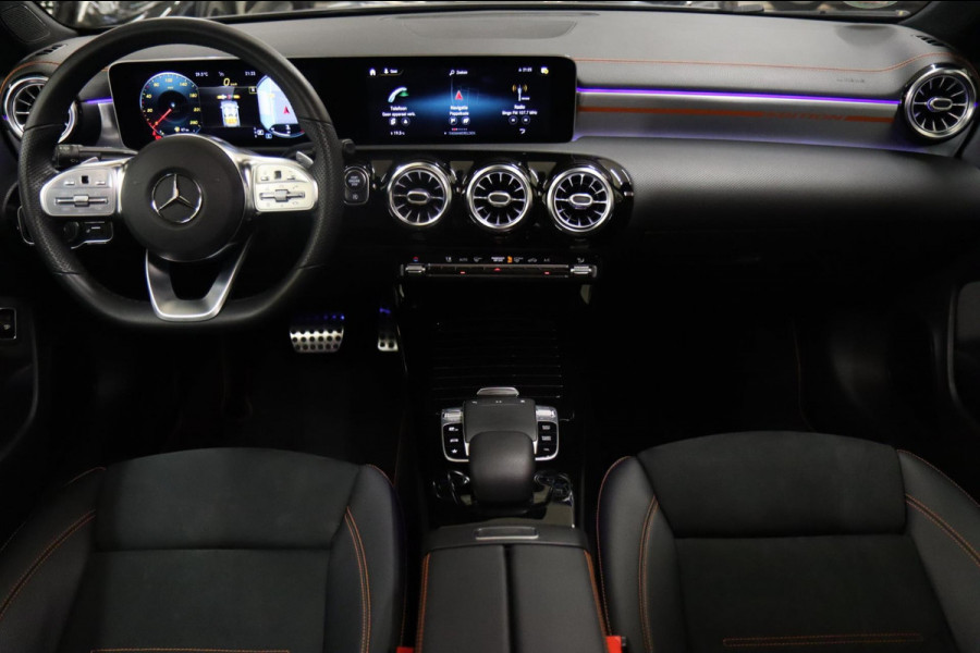 Mercedes-Benz CLA-Klasse 250 ORANGE EDITION PANO/CARPLAY/KEYLESS/CAM/SFEERV/VOL