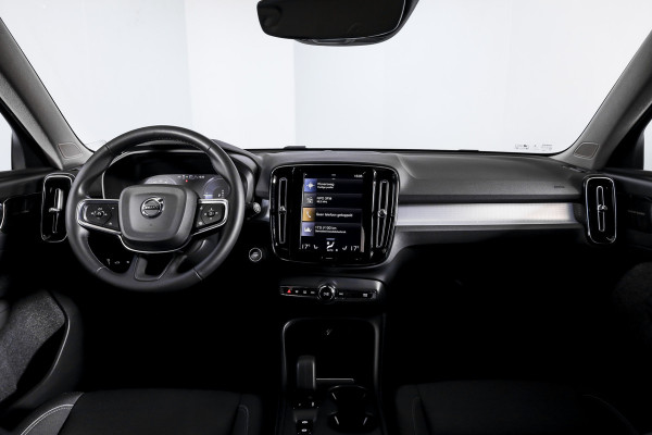 Volvo XC40 1.5 T4 Recharge Inscription Expression | Elek.Trekhaak | Dig.Cockpit | Adapt. Cruise | Haman/Kardon | Stoel-+Stuurverw. | Camera | NAV + App.Connect | Auto.Airco | LM 18" | 2814