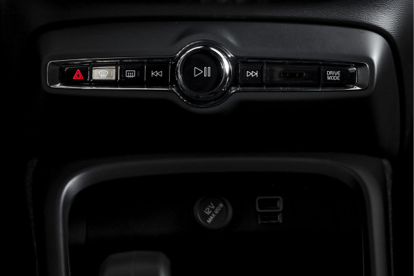 Volvo XC40 1.5 T4 Recharge Inscription Expression | Elek.Trekhaak | Dig.Cockpit | Adapt. Cruise | Haman/Kardon | Stoel-+Stuurverw. | Camera | NAV + App.Connect | Auto.Airco | LM 18" | 2814