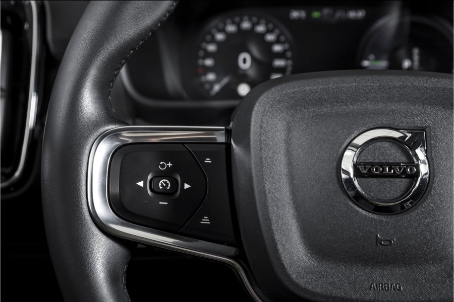 Volvo XC40 1.5 T4 Recharge Inscription Expression | Elek.Trekhaak | Dig.Cockpit | Adapt. Cruise | Haman/Kardon | Stoel-+Stuurverw. | Camera | NAV + App.Connect | Auto.Airco | LM 18" | 2814