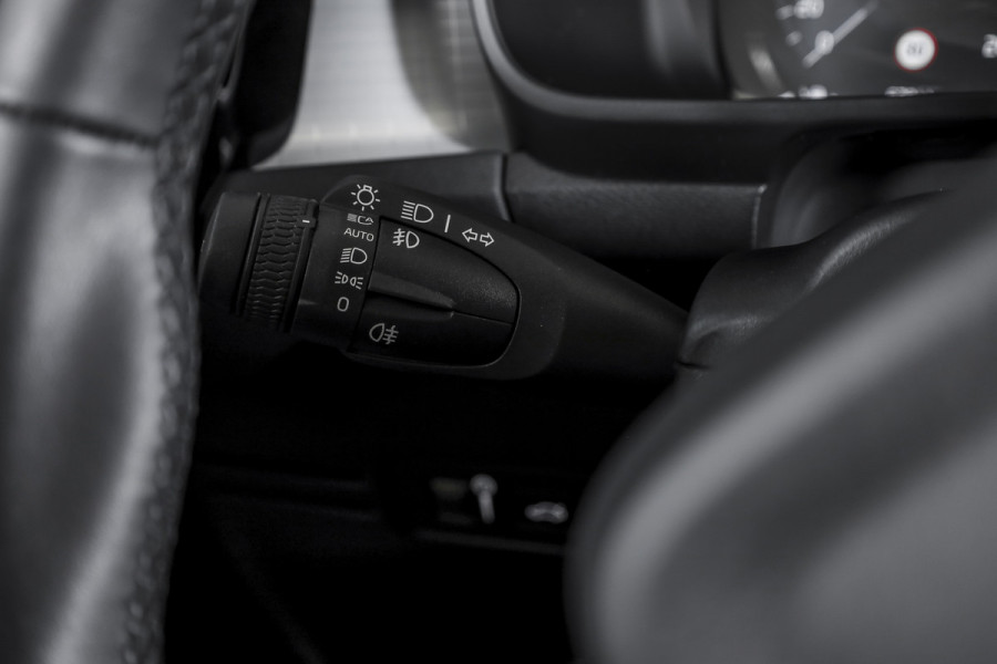 Volvo XC40 1.5 T4 Recharge Inscription Expression | Elek.Trekhaak | Dig.Cockpit | Adapt. Cruise | Haman/Kardon | Stoel-+Stuurverw. | Camera | NAV + App.Connect | Auto.Airco | LM 18" | 2814
