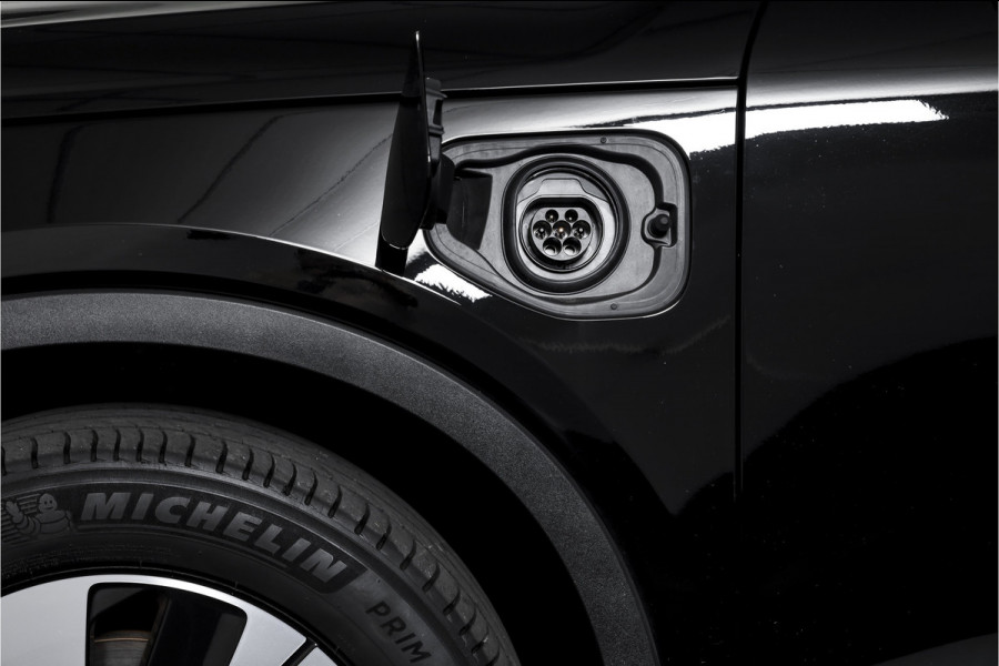 Volvo XC40 1.5 T4 Recharge Inscription Expression | Elek.Trekhaak | Dig.Cockpit | Adapt. Cruise | Haman/Kardon | Stoel-+Stuurverw. | Camera | NAV + App.Connect | Auto.Airco | LM 18" | 2814