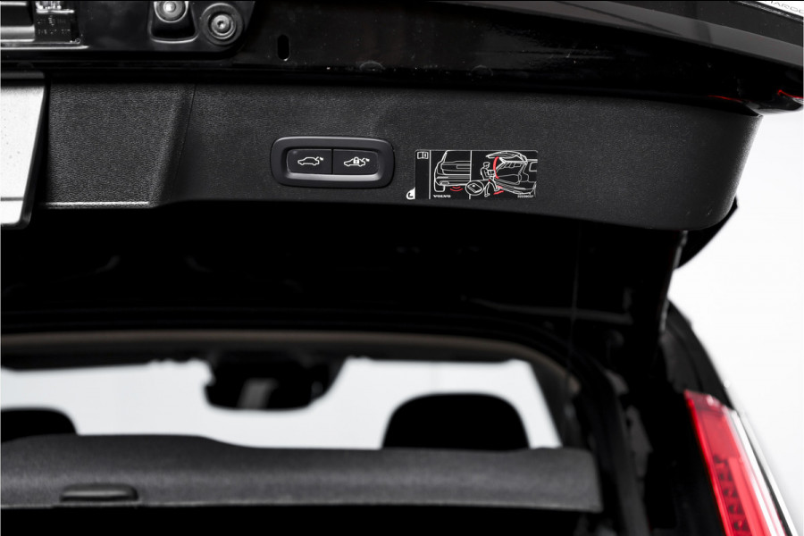 Volvo XC40 1.5 T4 Recharge Inscription Expression | Elek.Trekhaak | Dig.Cockpit | Adapt. Cruise | Haman/Kardon | Stoel-+Stuurverw. | Camera | NAV + App.Connect | Auto.Airco | LM 18" | 2814