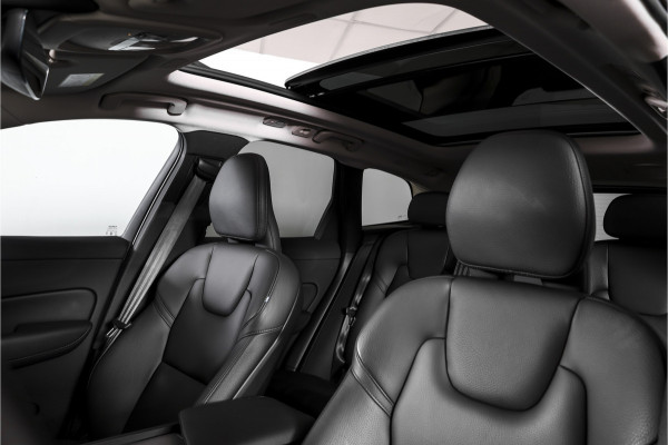 Volvo XC60 2.0 T6 Plug-in hybrid AWD Plus Dark | S/K-Panodak | Dig. Cockpit | Adapt. Cruise | Harman/Kardon | Memory Stoelen | Elek. Klep | Stoel-+stuurverw. | 360 Camera | NAV+App. Connect | LM 19" | 4815