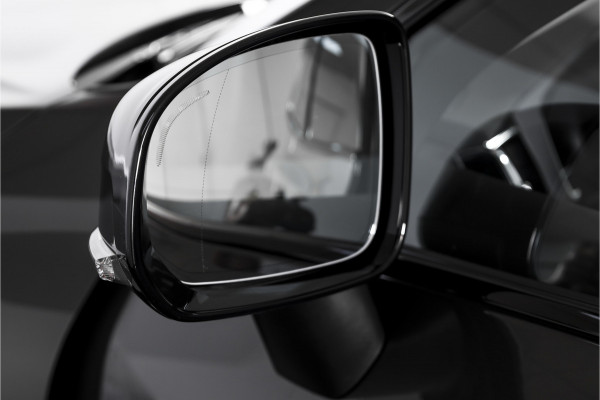 Volvo XC60 2.0 T6 Plug-in hybrid AWD Plus Dark | S/K-Panodak | Dig. Cockpit | Adapt. Cruise | Harman/Kardon | Memory Stoelen | Elek. Klep | Stoel-+stuurverw. | 360 Camera | NAV+App. Connect | LM 19" | 4815
