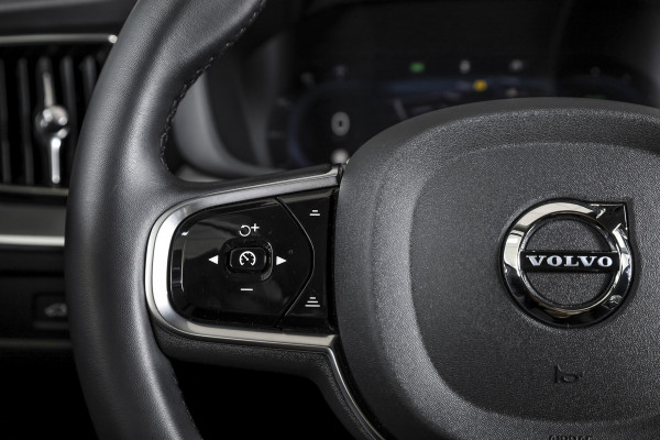 Volvo XC60 2.0 T6 Plug-in hybrid AWD Plus Dark | S/K-Panodak | Dig. Cockpit | Adapt. Cruise | Harman/Kardon | Memory Stoelen | Elek. Klep | Stoel-+stuurverw. | 360 Camera | NAV+App. Connect | LM 19" | 4815