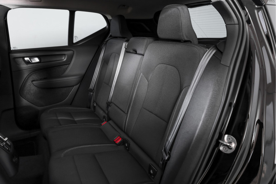 Volvo XC40 1.5 T4 Recharge Inscription Expression | S/K-panodak | Dig. Cockpit | Cruise | Stoel-+Stuurverw. | PDC | Camera | NAV + App. Connect | ECC | Elek. Klep | LM 18" | 7239