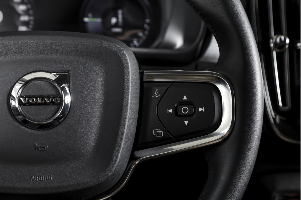 Volvo XC40 1.5 T4 Recharge Inscription Expression | S/K-panodak | Dig. Cockpit | Cruise | Stoel-+Stuurverw. | PDC | Camera | NAV + App. Connect | ECC | Elek. Klep | LM 18" | 7239