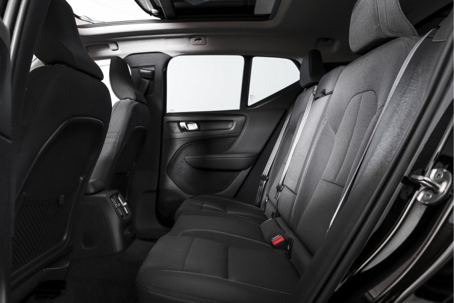Volvo XC40 1.5 T4 Recharge Inscription Expression | S/K-panodak | Dig. Cockpit | Cruise | Stoel-+Stuurverw. | PDC | Camera | NAV + App. Connect | ECC | Elek. Klep | LM 18" | 7239