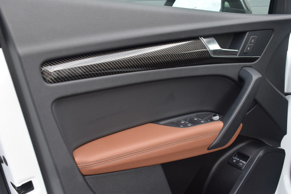 Audi Q5 Sportback 50 TFSI e 299pk S-line | Cognac leder | Luchtvering | Carbon | 22"