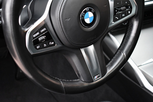BMW 3-serie 320i M-Sport Pano 19inch Laser HiFi Shadowline