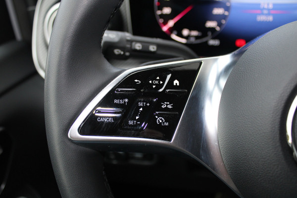 Mercedes-Benz V-Klasse 250d / DC / AMG / New Model / Luchtvering / 2x Elec Schuifd / 360 Camera / Burmester / Vol Opties / NIEUWSTAAT