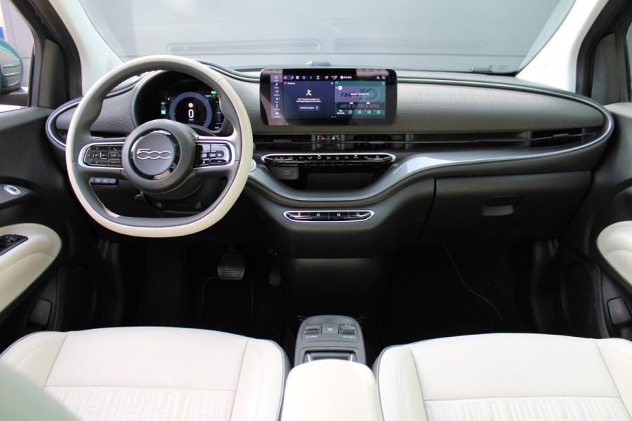 Fiat 500 3+1 La Prima 42 kWh | Leder | Camera | BLIS | Navigatie | Carplay