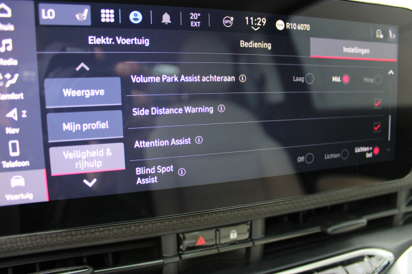 Fiat 500 3+1 La Prima 42 kWh | Leder | Camera | BLIS | Navigatie | Carplay