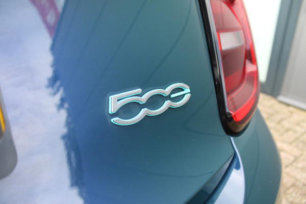 Fiat 500 3+1 La Prima 42 kWh | Leder | Camera | BLIS | Navigatie | Carplay