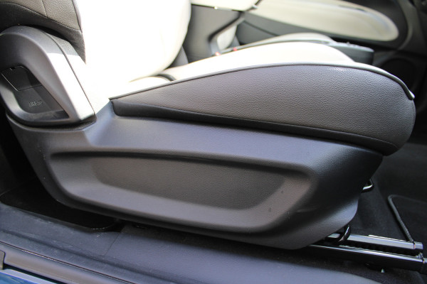 Fiat 500 3+1 La Prima 42 kWh | Leder | Camera | BLIS | Navigatie | Carplay