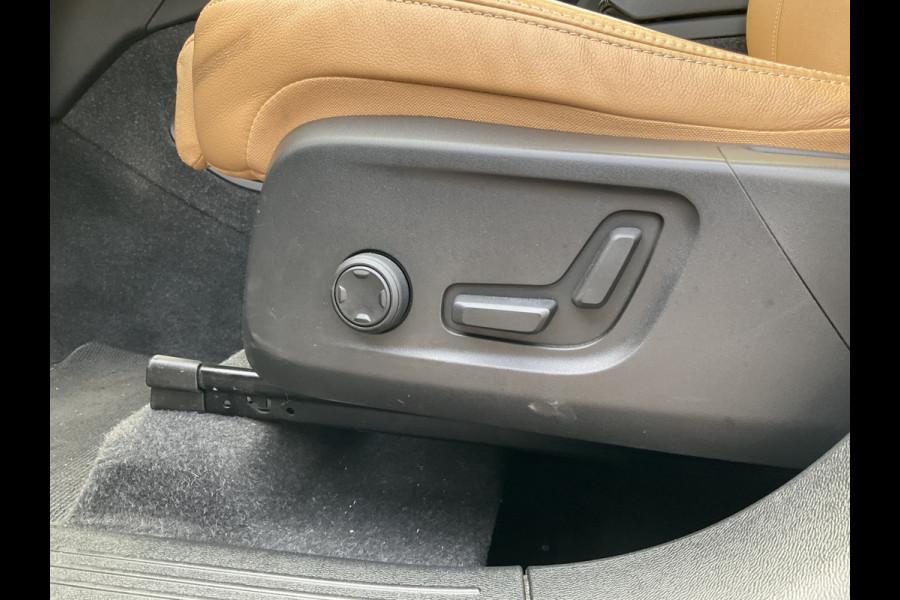 Volvo XC40 1.5 T5 262pk Recharge Inscription Carplay 360° Pano.dak Trekhaak