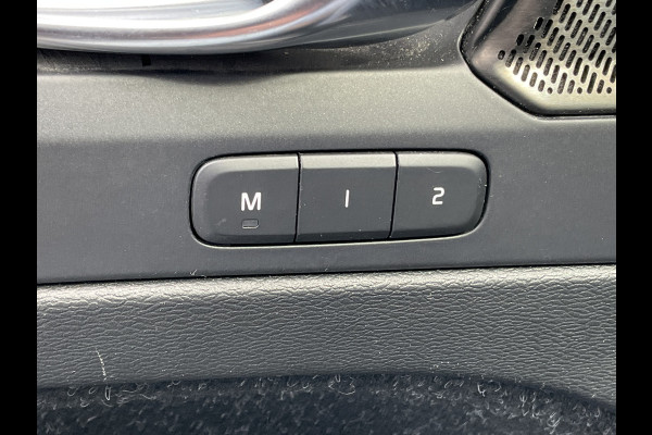 Volvo XC40 1.5 T5 262pk Recharge Inscription Carplay 360° Pano.dak Trekhaak