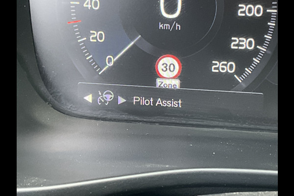 Volvo XC40 1.5 T5 262pk Recharge Inscription Carplay 360° Pano.dak Trekhaak
