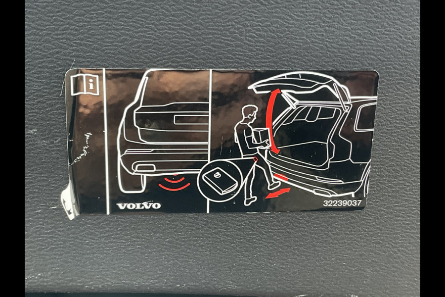 Volvo XC40 1.5 T5 262pk Recharge Inscription Carplay 360° Pano.dak Trekhaak