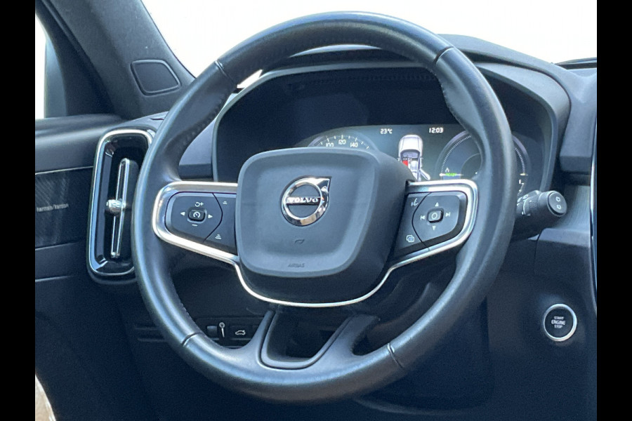Volvo XC40 1.5 T5 262pk Recharge Inscription Carplay 360° Pano.dak Trekhaak