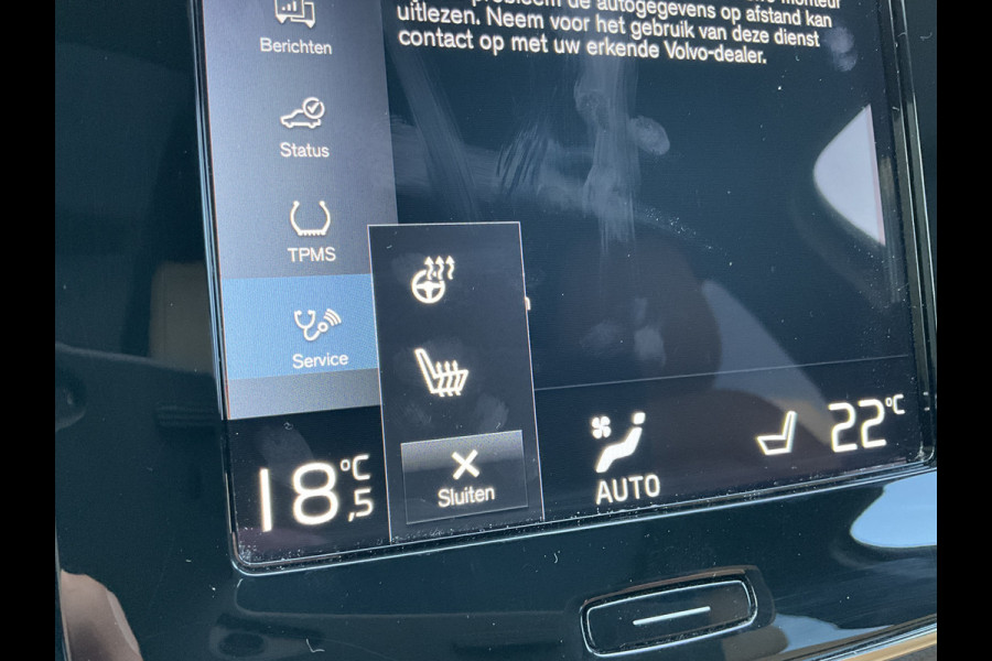 Volvo XC40 1.5 T5 262pk Recharge Inscription Carplay 360° Pano.dak Trekhaak