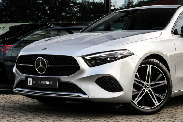 Mercedes-Benz A-Klasse 180 Luxury Line - MULTIBEAM LED - CAMERA - ACC - A180