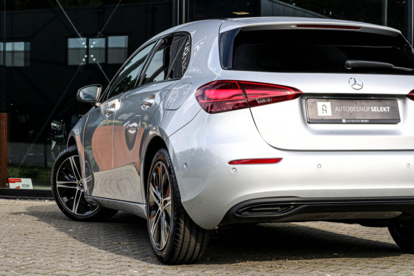 Mercedes-Benz A-Klasse 180 Luxury Line - MULTIBEAM LED - CAMERA - ACC - A180