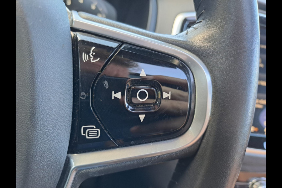 Volvo XC90 2.0 T6 AWD Momentum  | Pano | Leder | Elektr. Trekhaak | 7 Zitplaatsen | 1e eigenaar | Memory |
