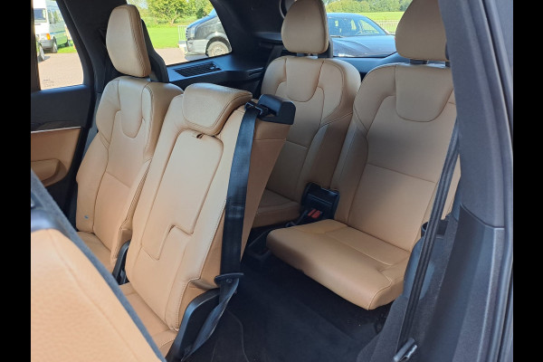 Volvo XC90 2.0 T6 AWD Momentum  | Pano | Leder | Elektr. Trekhaak | 7 Zitplaatsen | 1e eigenaar | Memory |