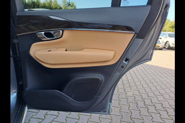 Volvo XC90 2.0 T6 AWD Momentum  | Pano | Leder | Elektr. Trekhaak | 7 Zitplaatsen | 1e eigenaar | Memory |