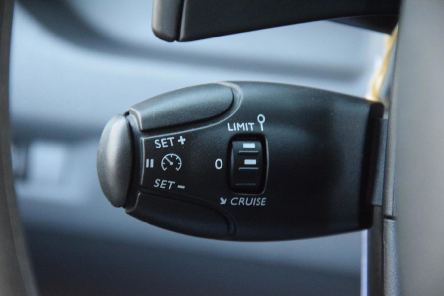 Peugeot Expert 231L 2.0 BlueHDI 180 DUBBEL CABINE 6 Premium Pack