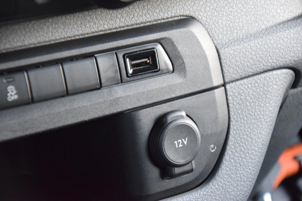 Peugeot Expert 231L 2.0 BlueHDI 180 DUBBEL CABINE 6 Premium Pack