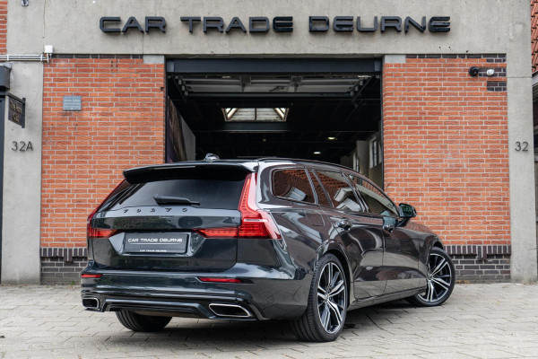 Volvo V60 2.0 T4 R-Design Pano / H&K / Memory