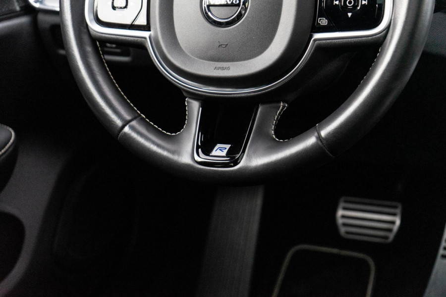 Volvo V60 2.0 T4 R-Design Pano / H&K / Memory